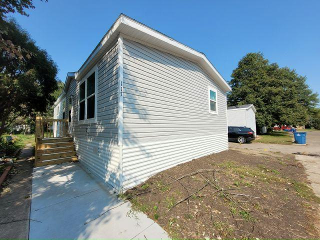 Primary Photo - 117 116th Ave NE