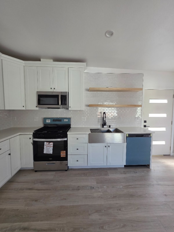 Building Photo - 2895 Canal Ave