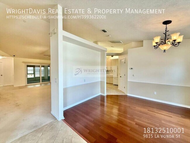 Building Photo - 9815 La Vonda St