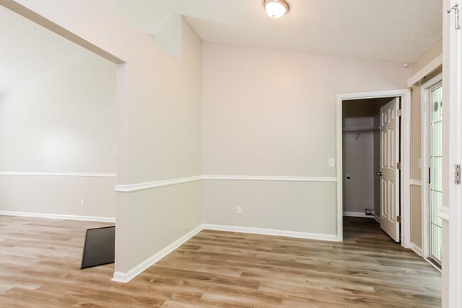 Building Photo - 1412 River Landing Way