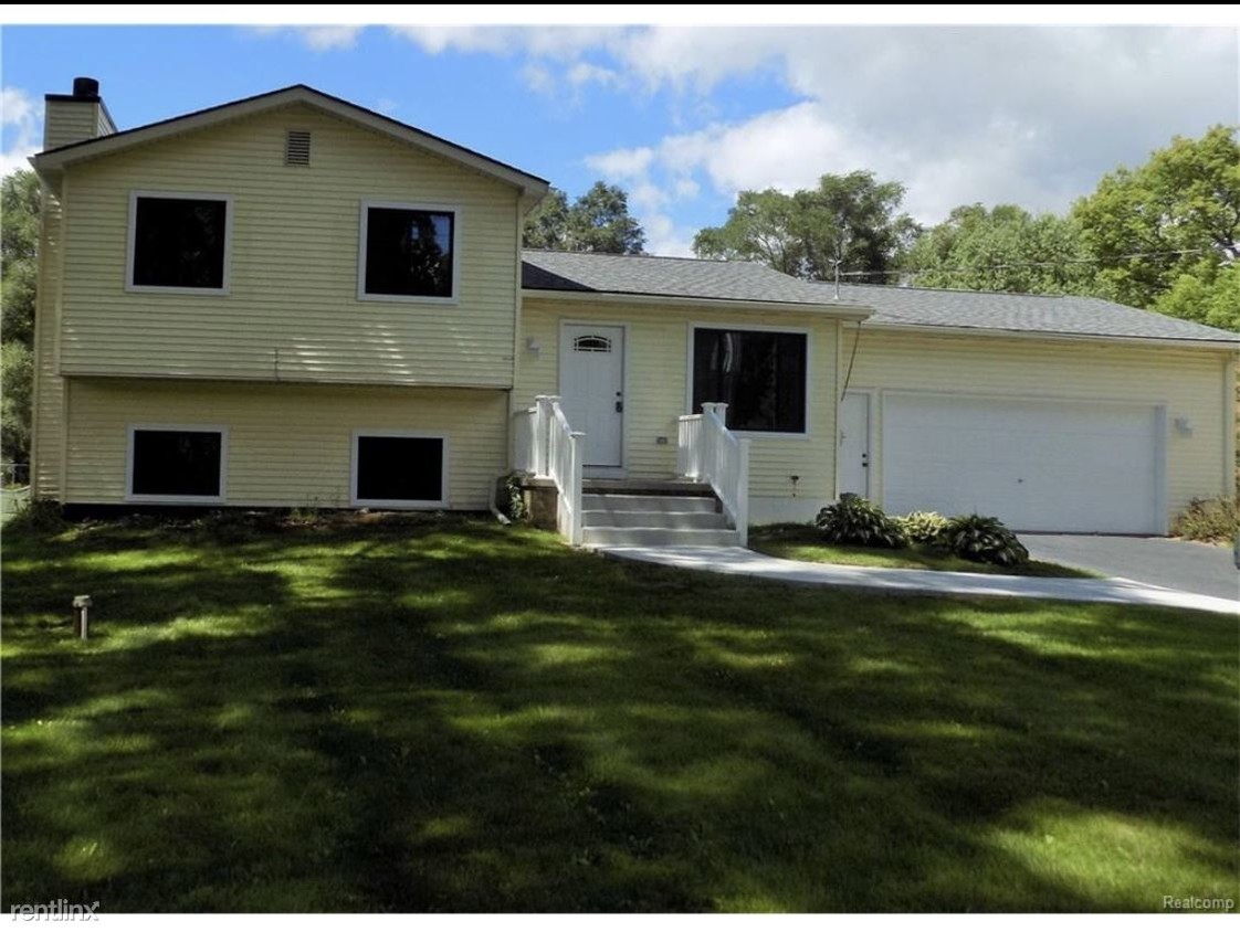 Primary Photo - 4525 Clintonville Rd