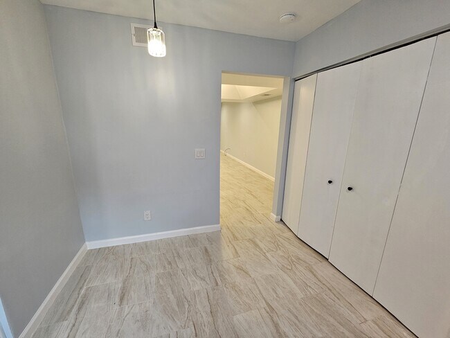 Foto del edificio - 35 Summercreek Dr