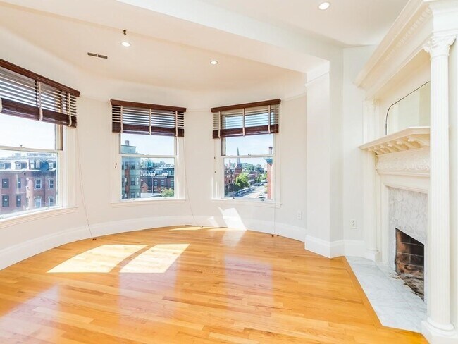 Building Photo - 492 Massachusetts Ave