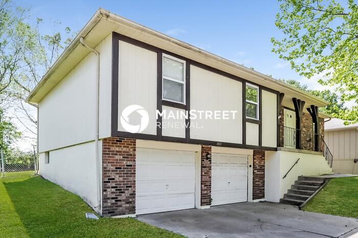 Primary Photo - 3 Bedroom Pet-Friendly Home in Independenc...
