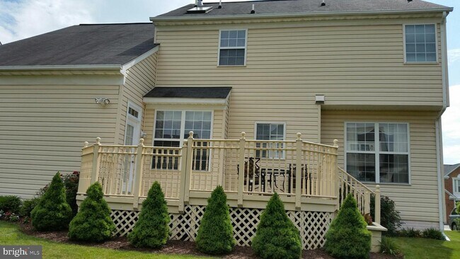 Building Photo - 13707 Monarch Vista Dr