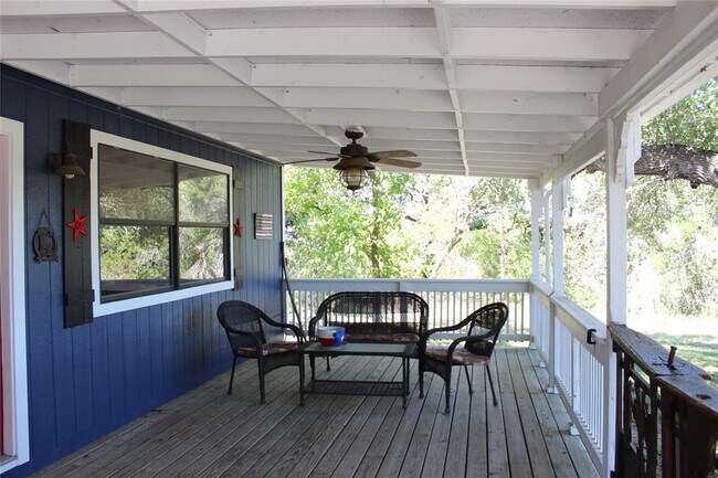 Building Photo - 17200 Ranch Rd 12