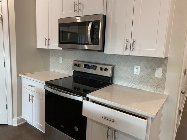 Foto del edificio - 365 Coleman Ct