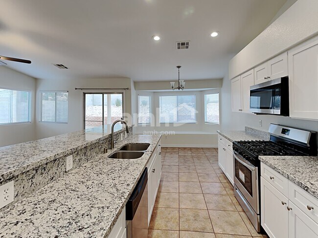 Foto del edificio - 504 Duran St