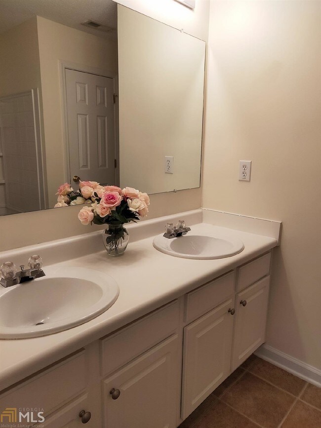 Foto del edificio - 9774 Alberton Ln
