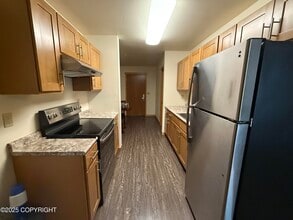 Building Photo - 300 Front St