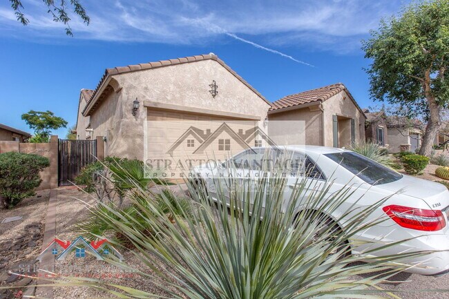 Building Photo - 5908 E Bramble Berry Ln