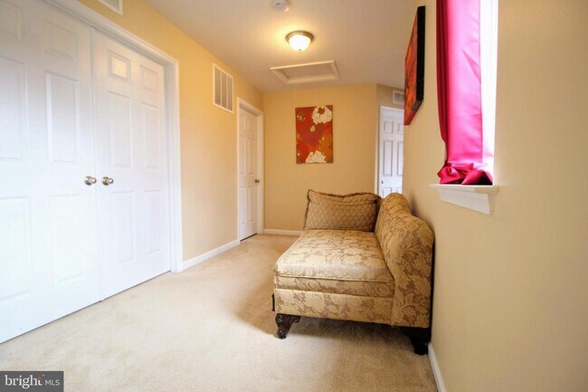 Building Photo - 18474 Quantico Gateway Dr