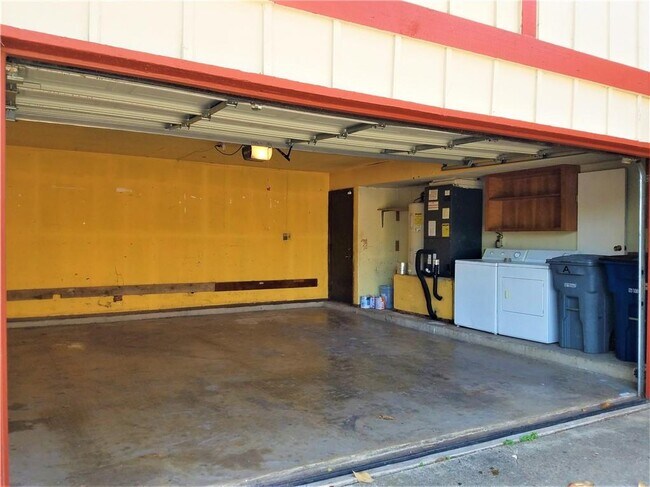 Foto del edificio - 8900 Parkfield Dr