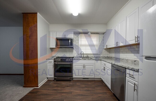 Foto del edificio - Refreshed 3 Bedroom / 2.5 Bath Ranch Style Home in Parkwood Neighborhood!