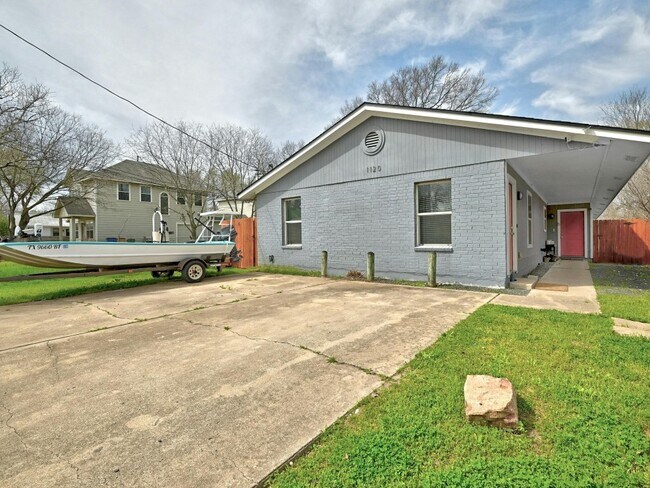 Foto del edificio - 1120 Estes Ave