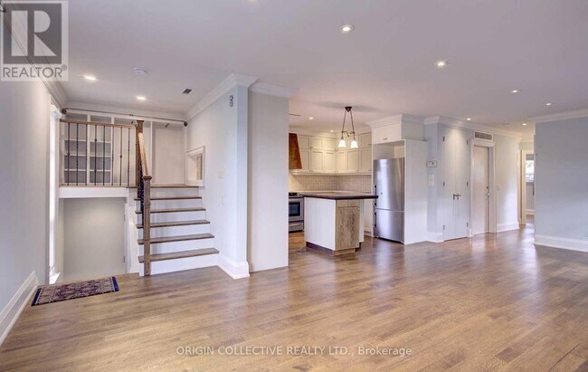 Photo du bâtiment - 97 Runnymede Rd