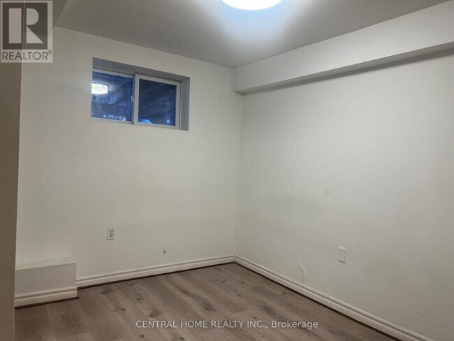 Building Photo - 20 Goulding Ave