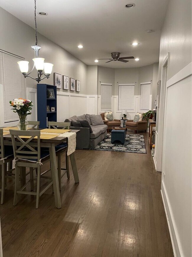 Foto del edificio - 1718 N Campbell Ave