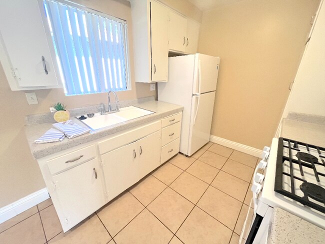 Foto del edificio - 550 Silverwood Ave