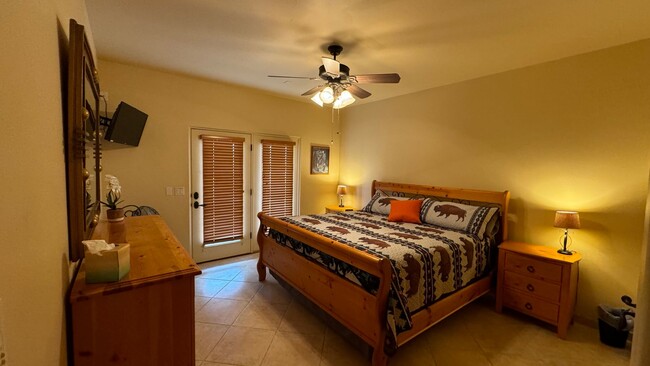 Building Photo - Long or Short Term Furnished Rental. Pool ...