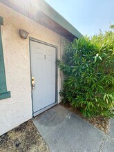 Building Photo - 5580 Mountain View Dr