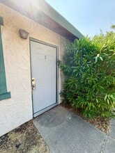 Building Photo - 5580 Mountain View Dr