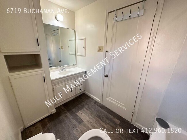 Building Photo - Scenic House in West Mifflin, 2 bed 1 bath