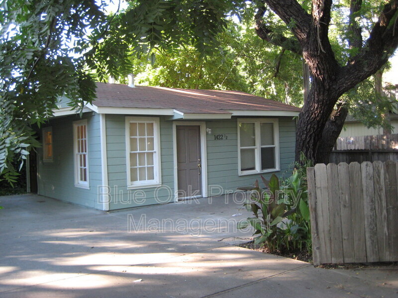 Primary Photo - 1422 Warner St