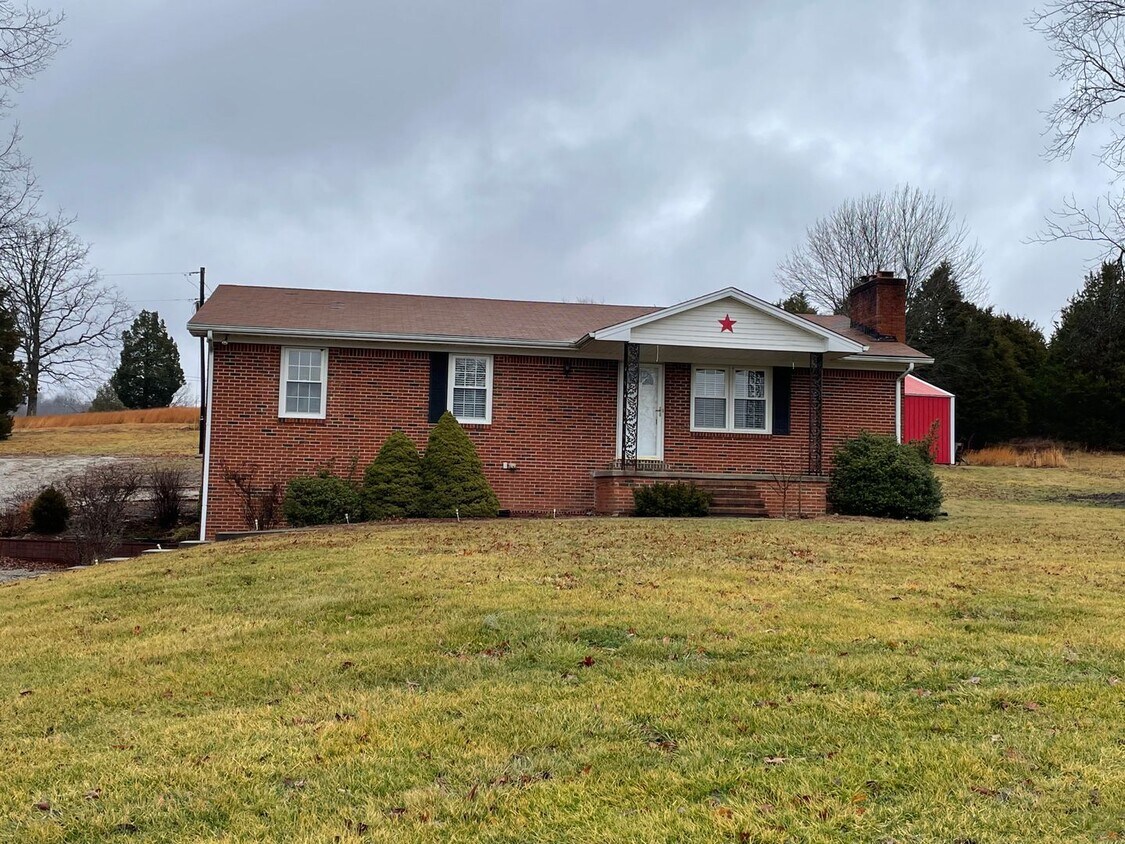 3 Bed/2 Bath House, 1 Car Garage, basement House Rental in Bowling