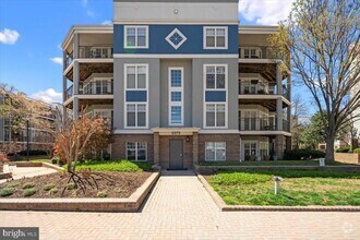 Building Photo - 5573 Seminary Rd