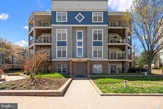 Building Photo - 5573 Seminary Rd