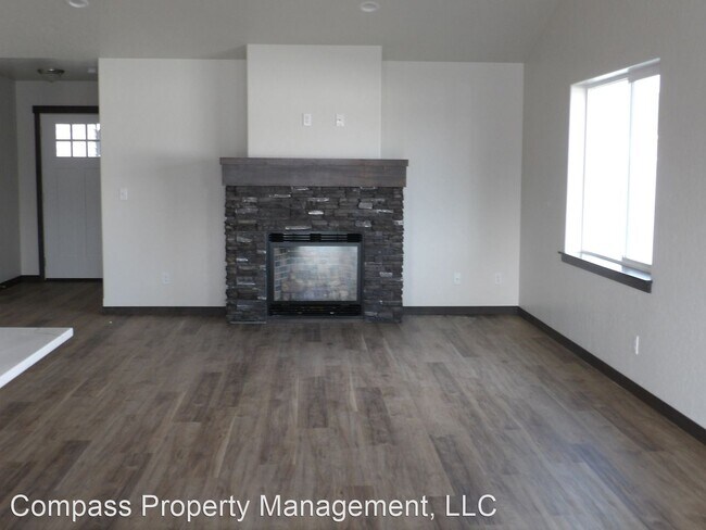 Foto del edificio - 3 br, 2 bath House - 12935 Cavanaugh