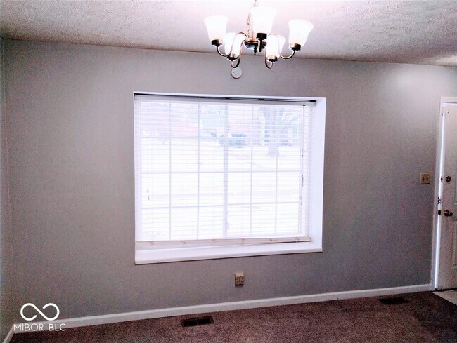 Building Photo - 7434 Melanie Ln