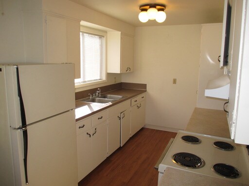 Foto del edificio - 1585 Broadway St NE