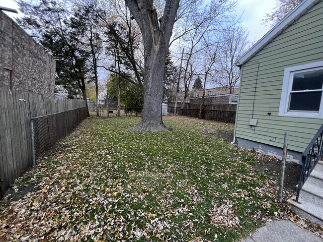 Foto del edificio - 5814 10th Ave