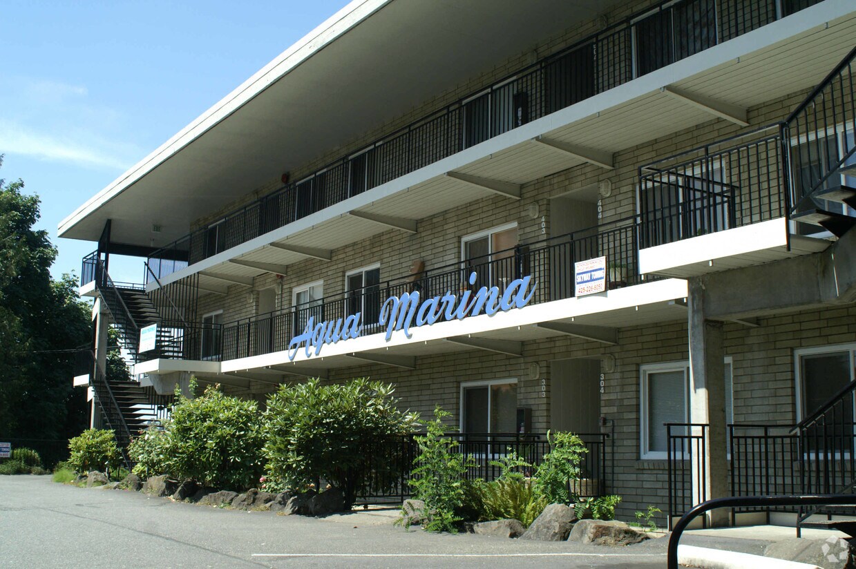 Foto del edificio - Aqua Marina Apartments & Moorage