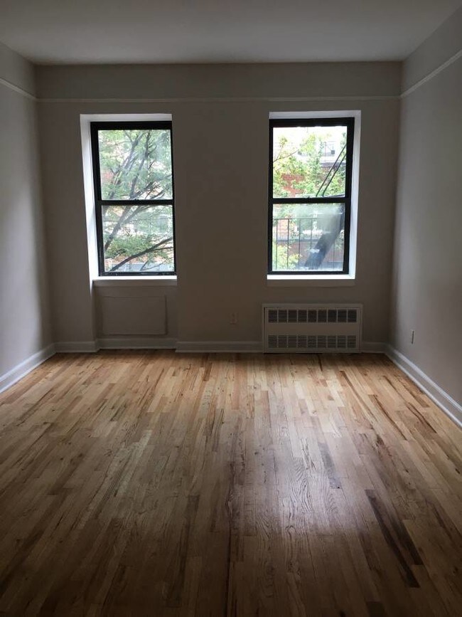 Foto del edificio - EAST 88 STREET