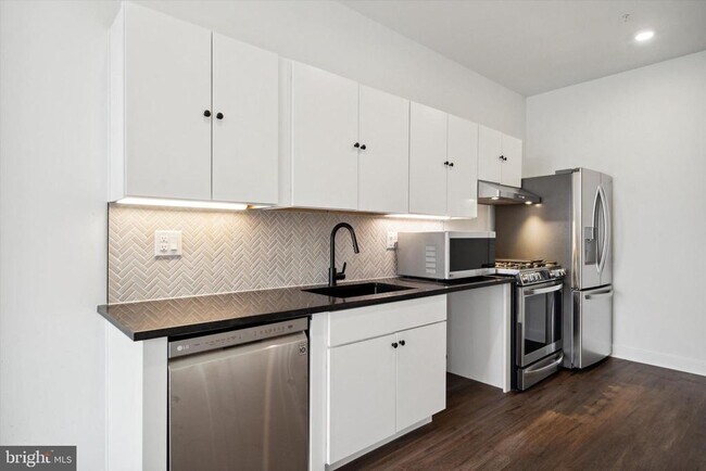 Foto del edificio - 2636 E York St
