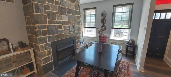 Building Photo - Charming 3-Bedroom Home in Desirable Bridg...