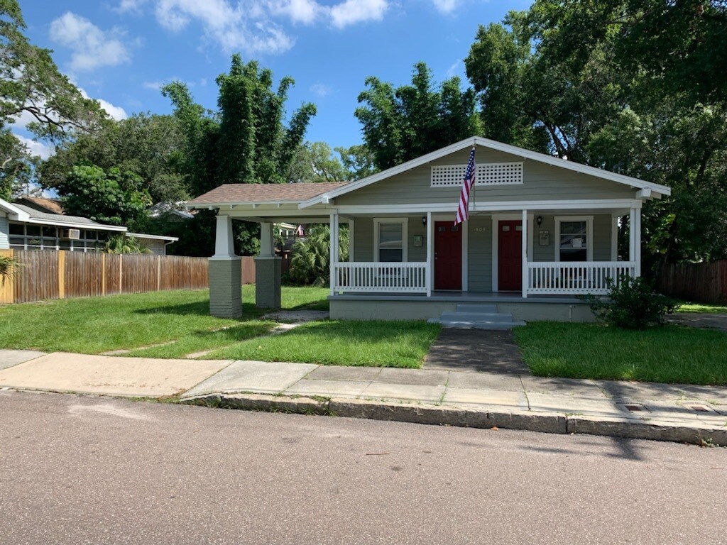 Carport Unit For Rent - 303 W Osborne Ave