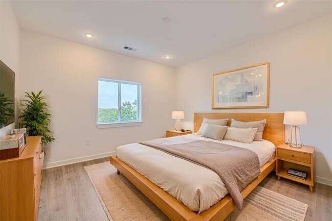 Foto del edificio - 4802 S Congress Ave