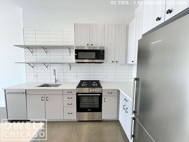 Foto del edificio - 1270 S Blue Island Ave