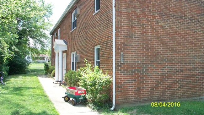Building Photo - 5271 Hester Rd