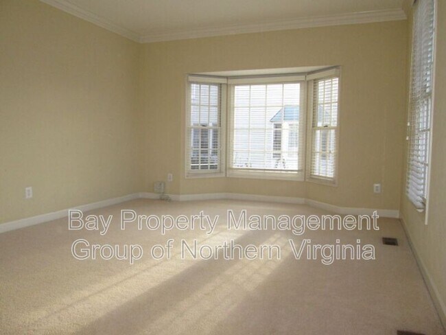 Building Photo - 20620 Cutwater Pl