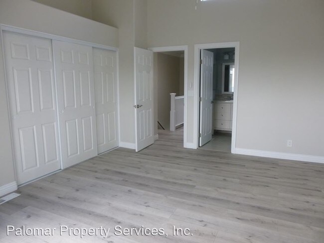 Building Photo - 834 Tait St