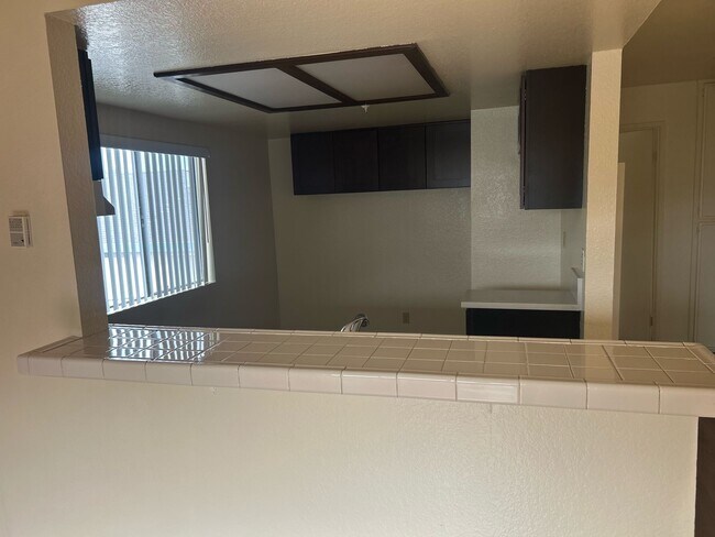 Foto del edificio - 11502 Birch Ave