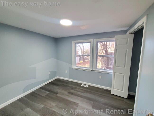 Foto del edificio - 289 Fellsway W