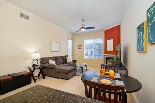 Foto del edificio - 12368 Carmel Country Rd