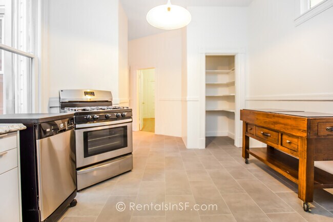 Foto del edificio - 563 Waller St