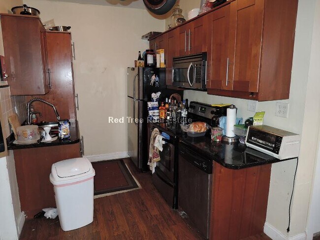 Foto del edificio - 72 Hillside St